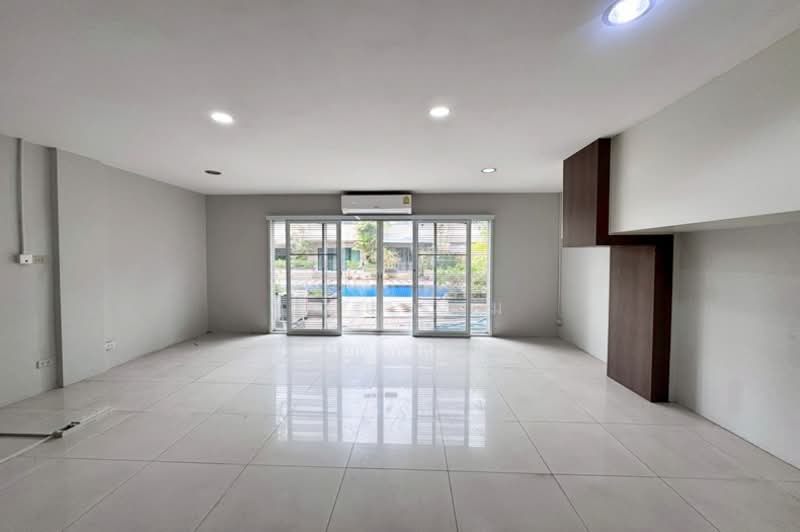 บ้านสวนเกษมสุวรรณ, Bangkok, Phra Kanong, Khlong Toei, Bangkok, 6 Bedrooms, 200 sqm, Townhouse For Rent, by คุณปาล์ม, 500325126 - DDproperty.com