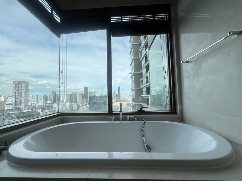 The Emporio Place : ดิ เอ็มโพริโอ เพลส, กรุงเทพ, 93 ซอยสุขุมวิท 24 ถนนสุุขุมวิท, คลองตัน, คลองเตย, กรุงเทพ, 108 ตร.ม., คอนโด ขาย, โดย Thanyarat Charoenkraisri, 500325192 - DDproperty.com