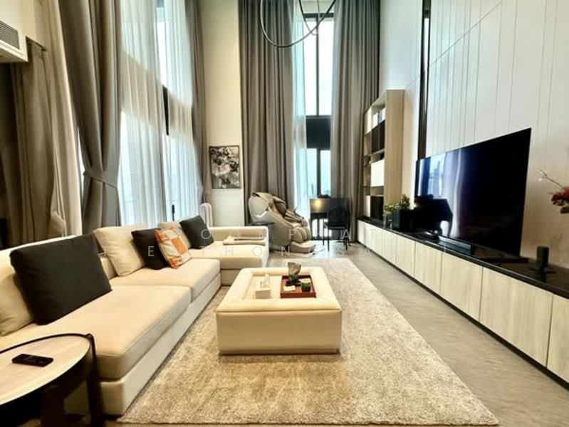 The Lofts Silom, Bangkok, Pramuan Road, Silom, Bang Rak, Bangkok, 2 Bedrooms, 123 sqm, Condo For Sale, by Poomphat Tienthongsakul, 500325194 - DDproperty.com