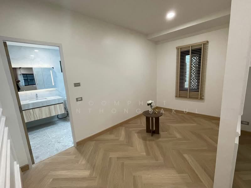 undefined, Bangkok, Nawamin, Bueng Kum, Bangkok, 3 Bedrooms, 320 sqm, Single Detached House For Sale, by Poomphat Tienthongsakul, 500325203 - DDproperty.com
