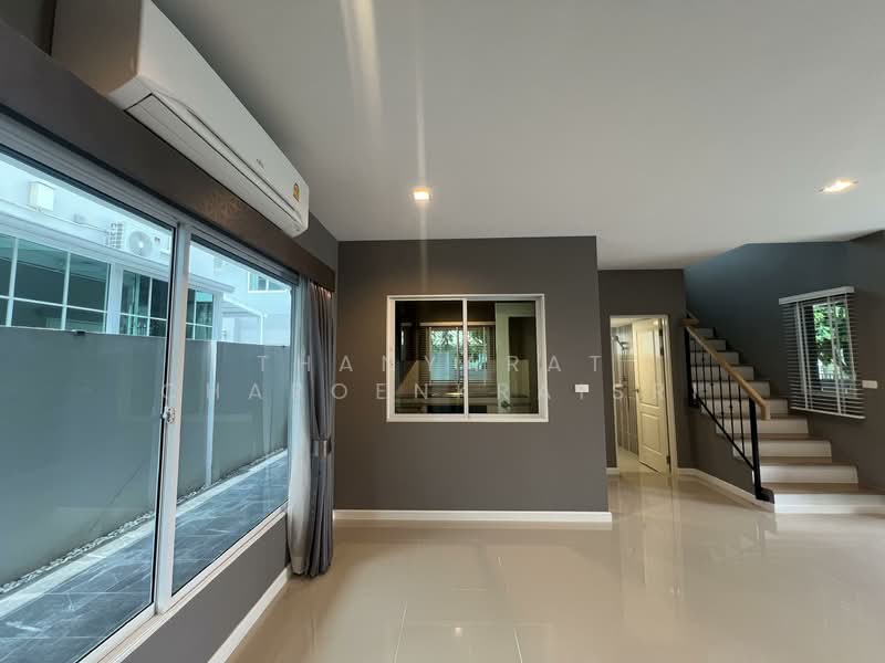 Vararom Premium Watcharapol-Chatu Chot, Bangkok, Chatuchot Road, O-Ngoen, Sai Mai, Bangkok, 3 Bedrooms, 150 sqm, Single Detached House For Sale, by Thanyarat Charoenkraisri, 500325247 - DDproperty.com