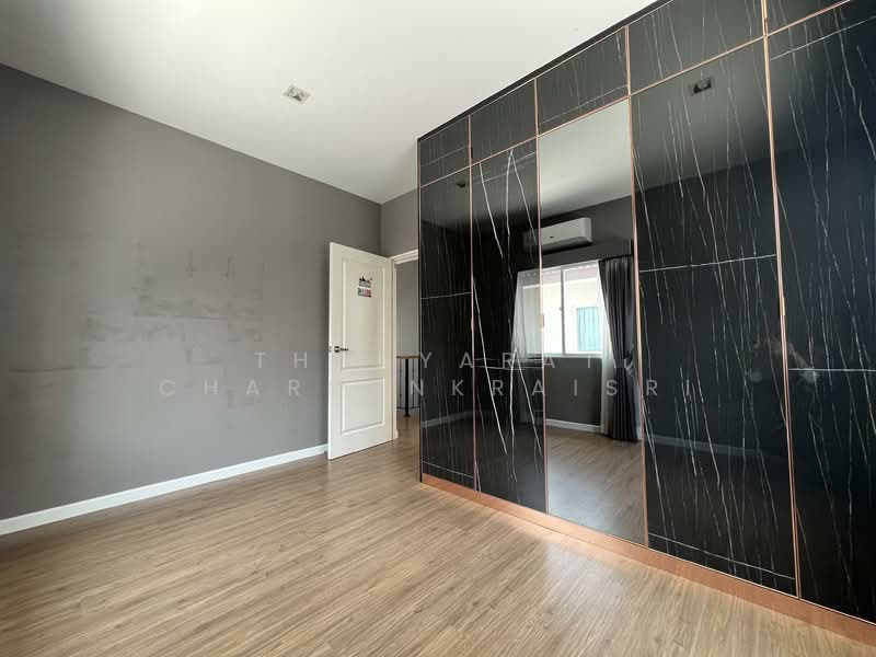 Vararom Premium Watcharapol-Chatu Chot, Bangkok, Chatuchot Road, O-Ngoen, Sai Mai, Bangkok, 3 Bedrooms, 150 sqm, Single Detached House For Sale, by Thanyarat Charoenkraisri, 500325247 - DDproperty.com