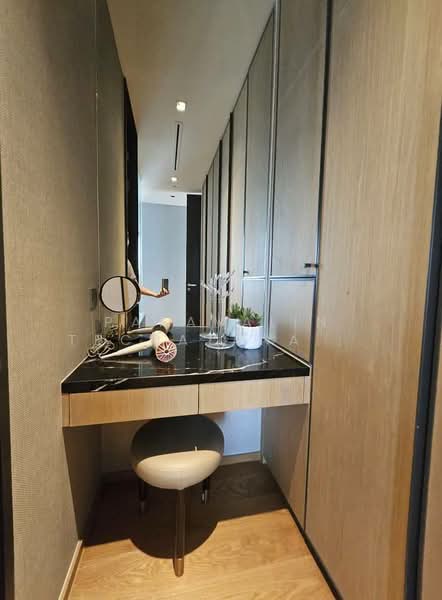 BEATNIQ Sukhumvit 32, Bangkok, Soi Sukhumvit 32, Sukhumvit Road, Khong Tan, Khlong Toei, Bangkok, 2 Bedrooms, 108 sqm, Condo For Rent, by Papavalin Techatanaphuwit, 500325276 - DDproperty.com