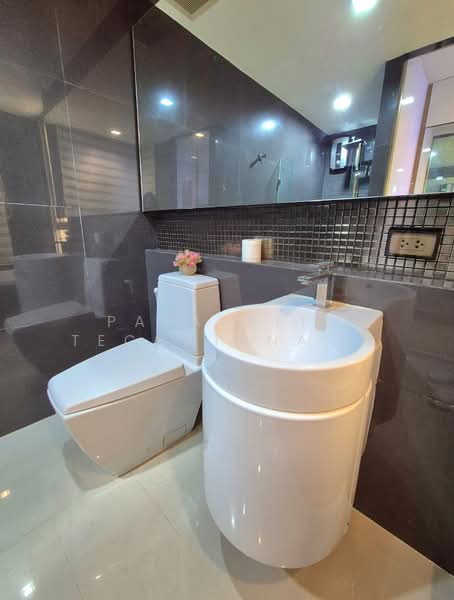 Rhythm Sukhumvit 50, Bangkok, 8 Sukhumvit 50, Sukhumvit Road, Phra Kanong, Khlong Toei, Bangkok, 2 Bedrooms, 65 sqm, Condo For Rent, by Papavalin Techatanaphuwit, 500325301 - DDproperty.com