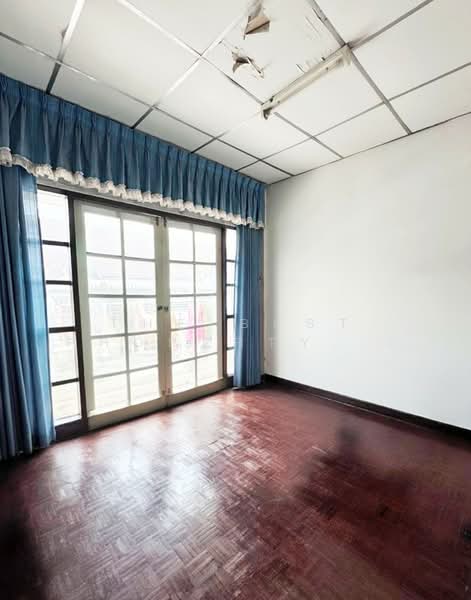 วนาทิพย์ 2, Bangkok, Min Buri, Bangkok, 4 Bedrooms, 100 sqm, Townhouse For Sale, by The Best Property เท่ห์, 500325351 - DDproperty.com