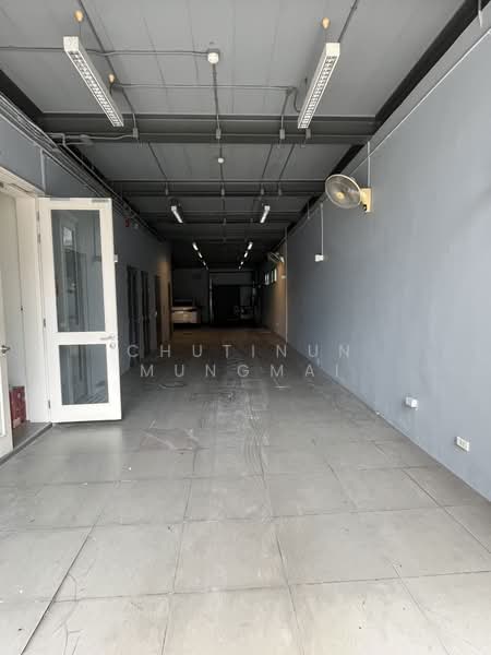 For Rent: 5-Storey Standalone Office in Thonglor 5 Minute from BTS, กรุงเทพ, คลองตันเหนือ, วัฒนา, กรุงเทพ, 900 ตร.ม., สำนักงาน ให้เช่า, โดย Chutinun Mungmai, 500325384 - DDproperty.com
