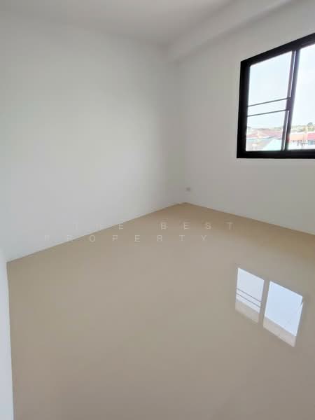 ทาวน์โฮมบางพลี สมุทรปราการ, Samut Prakan, Rachathewa, Bang Plee, Samut Prakan, 3 Bedrooms, 100 sqm, Townhouse For Sale, by The Best Property Agent กิ๊บ, 500325412 - DDproperty.com