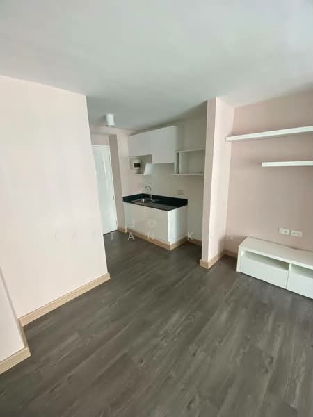 Swift Condo, Samut Prakan, Bangna-Trad Road Km.26, Bang Sao Thong, Samut Prakan, 1 Bedroom, 30 sqm, Condo For Rent, by JOY (Attanakan), 500325414 - DDproperty.com
