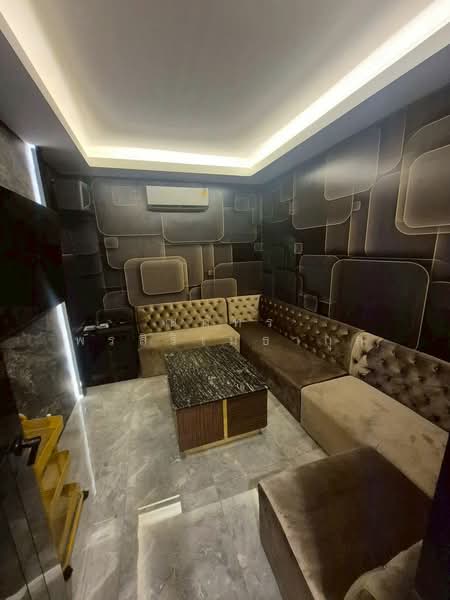 ให้เซ้งกิจการ KTV สุดหรู ทำเลศักยภาพ ย่านรัชดา–ห้วยขวาง พร้อมดำเนินกิจการต่อได้ทันที ห้วยขวาง, กรุงเทพ, ห้วยขวาง, กรุงเทพ, 1,000 ตร.ม., กิจการ ให้เช่า, โดย ณภัทร พรสิริเมธากุล, 500325456 - DDproperty.com