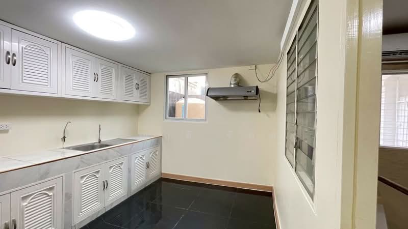 Baan Suan Racha Kaset – Nawamin, Bangkok, Soi Ram Inthra 14, Ram Inthra Road, Chorake Bua, Lat Phrao, Bangkok, 4 Bedrooms, 266 sqm, Single Detached House For Sale, by ขวัญฤดี รัตนชู, 500325468 - DDproperty.com