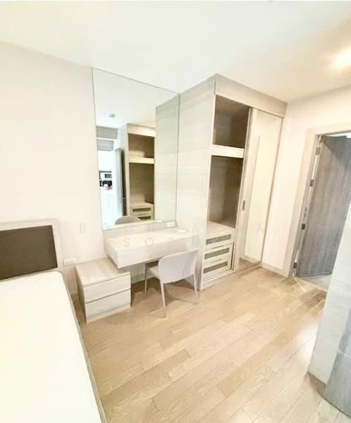 Trapezo Sukhumvit 16, Bangkok, Soi Sukhumvit 16, Khlong Toei, Bangkok, 1 Bedroom, 45 sqm, Condo For Rent, by Boonraksa Sopak, 500325558 - DDproperty.com