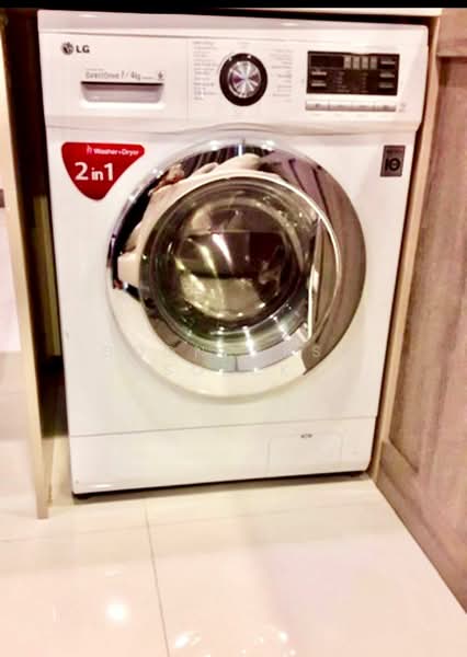 Trapezo Sukhumvit 16, Bangkok, Soi Sukhumvit 16, Khlong Toei, Bangkok, 1 Bedroom, 45 sqm, Condo For Rent, by Boonraksa Sopak, 500325558 - DDproperty.com