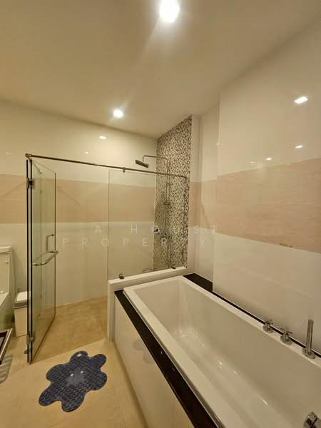 Casalunar Paradiso, Chon Buri (Pattaya), Sukhumvit Road, Saen Suk, Muang Chon Buri, Chon Buri (Pattaya), 2 Bedrooms, 95 sqm, Condo For Sale, by A House Property Co.,Ltd., 500325580 - DDproperty.com