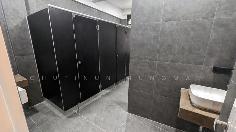 For Rent: Hostel in Samyan Fully Furnish MRT Walk Distance, Bangkok, Si Phraya, Bang Rak, Bangkok, , 720 sqm, Retail Space For Rent, by Chutinun Mungmai, 500325607 - DDproperty.com