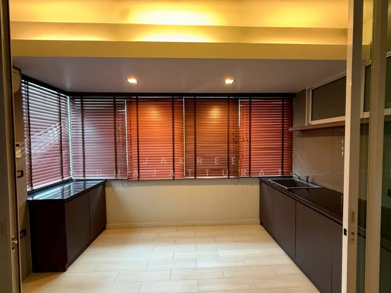 Nirvana Beyond Rama 9-Krungthep Kreetha, Bangkok, Soi Krungthep Kreetha 37, Si Nakharin-Rom Klao Road, Saphan Sung, Bangkok, 3 Bedrooms, 350 sqm, Single Detached House For Rent, by Jakree Buajatturat, 500325638 - DDproperty.com