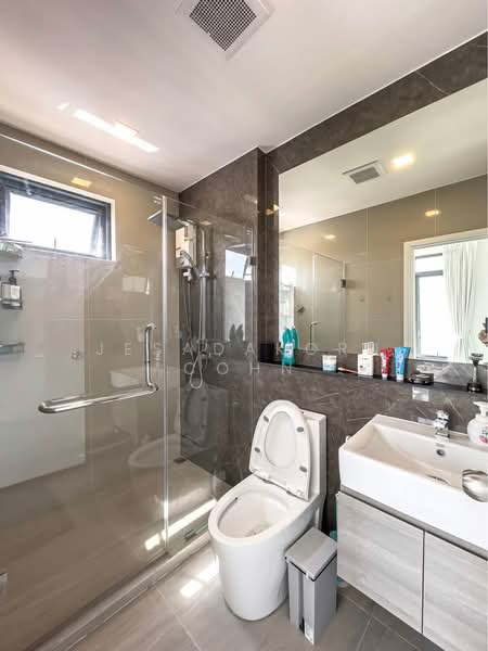 The Tree Pattanakarn-Ekkamai, Bangkok, 89 Phatthanakan Road, Suan Luang, Bangkok, 2 Bedrooms, 56 sqm, Condo For Sale, by Jesadakorn Cohn, 500325639 - DDproperty.com