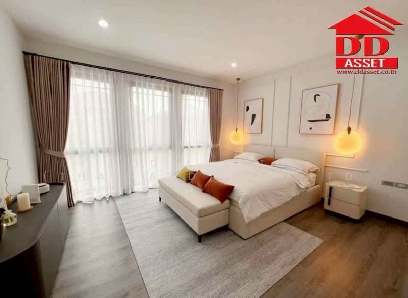 Baan Klang Muang Classe Sukhumvit 77 : บ้านกลางเมือง คลาสเซ่ สุขุมวิท 77, กรุงเทพ, ซอยอ่อนนุช 21, สวนหลวง, กรุงเทพ, 228 ตร.ม., บ้านเดี่ยว ขาย, โดย DD Asset (Thailand) Co.,Ltd, 500325641 - DDproperty.com