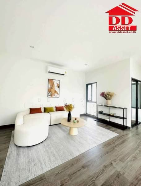 Baan Klang Muang Classe Sukhumvit 77 : บ้านกลางเมือง คลาสเซ่ สุขุมวิท 77, กรุงเทพ, ซอยอ่อนนุช 21, สวนหลวง, กรุงเทพ, 228 ตร.ม., บ้านเดี่ยว ให้เช่า, โดย DD Asset (Thailand) Co.,Ltd, 500325667 - DDproperty.com