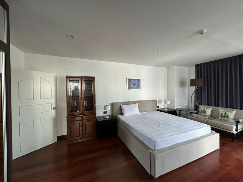 Sriratana Mansion 1, Bangkok, 7 Soi Sukhumvit 12, Khlong Toei, Bangkok, 3 Bedrooms, 250 sqm, Apartment For Rent, by Boonraksa Sopak, 500325685 - DDproperty.com