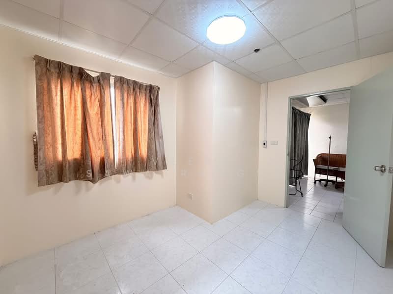 Bangna Residence, Bangkok, 13 Sanpawut Road, Bang Na, Bangkok, 2 Bedrooms, 62 sqm, Condo For Sale, by Veera Sawatrangsri, 500325699 - DDproperty.com