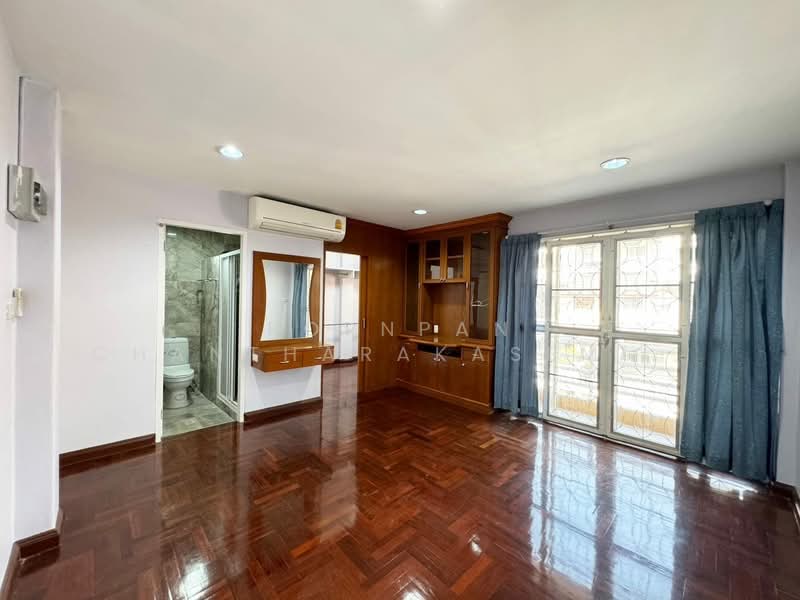 5-BR Townhouse, Bangkok, Suan Luang, Bangkok, 5 Bedrooms, 126 sqm, Townhouse For Sale, by Pornpan Chantharakasemchai, 500325716 - DDproperty.com
