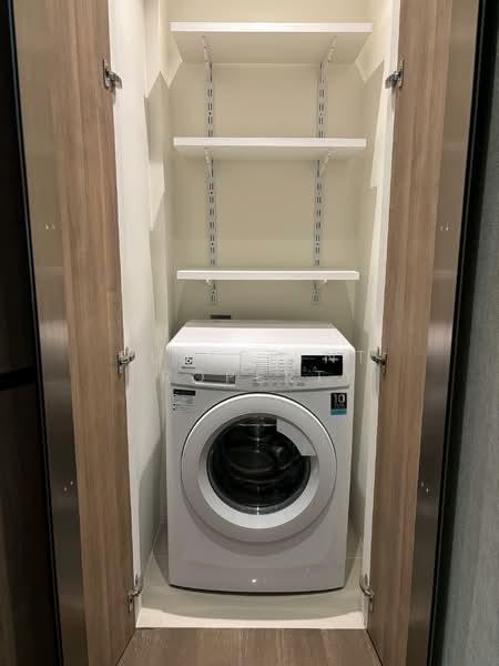 MUNIQ Sukhumvit 23, Bangkok, 17 Sukhumvit 23, Khlongtoei Nua, Watthana, Bangkok, 2 Bedrooms, 70 sqm, Condo For Rent, by Blueprint Property, 500325722 - DDproperty.com