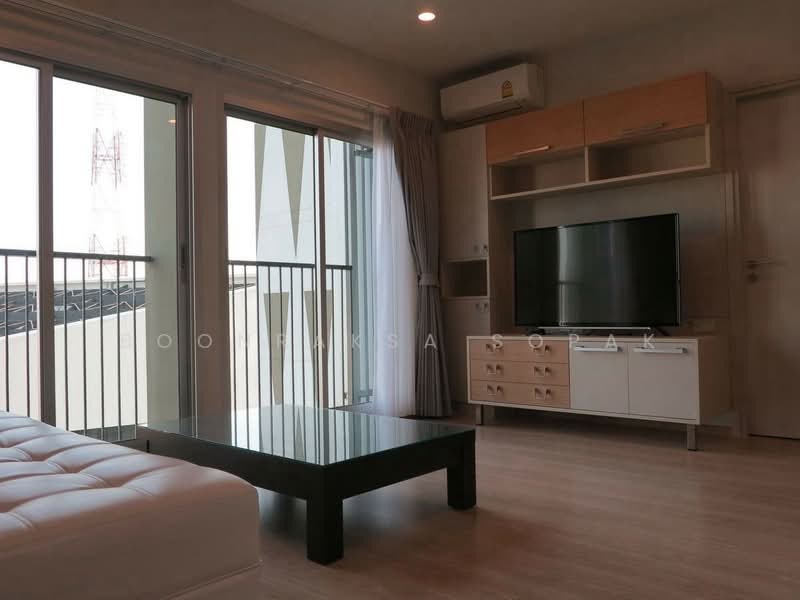 Noble Revolve Ratchada 2, Bangkok, 70 Soi Ratchadaphisek 10, Ratchadaphisek Road, Huai Khwang, Bangkok, 2 Bedrooms, 54 sqm, Condo For Rent, by Boonraksa Sopak, 500325728 - DDproperty.com