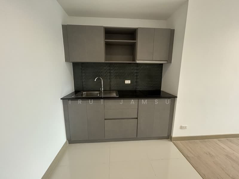 Thana Astoria Pinklao, Bangkok, Soi Charansanitwong 46 Yak 2, Bang Yi Khan, Bang Phlat, Bangkok, 2 Bedrooms, 60 sqm, Condo For Rent, by Thitirut Jamsuvun, 500325742 - DDproperty.com