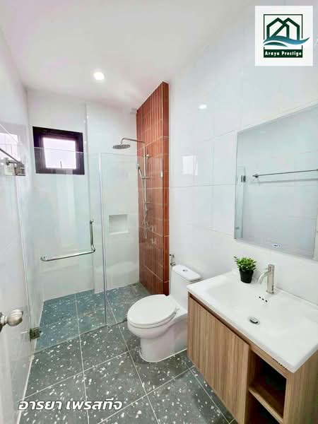 Baan Ratchaphruek Ramkhamhaeng-Suwinthawong, Bangkok, Suwinthawong Road, Saen Sab, Min Buri, Bangkok, 5 Bedrooms, 300 sqm, Single Detached House For Sale, by วิสุทธินี เฉลิมสินสุวรรณ, 500325868 - DDproperty.com