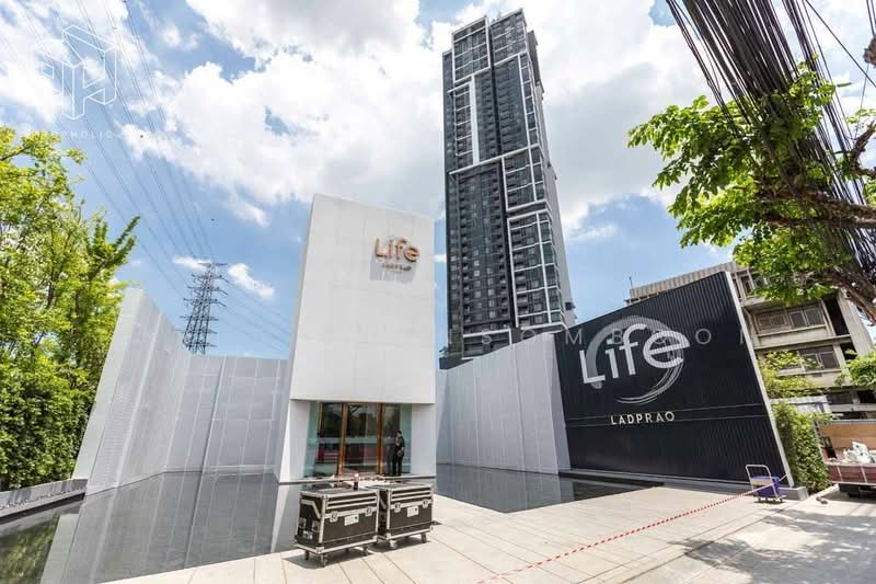 Life Ladprao, Bangkok, 992 Ladprao Road, Jom Phon, Chatuchak, Bangkok, 1 Bedroom, 29 sqm, Condo For Sale, by Tarit Chinsomboon, 500325892 - DDproperty.com