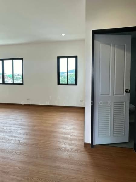 3-BR Townhouse, Bangkok, Khlong Kum, Bueng Kum, Bangkok, 3 Bedrooms, 263 sqm, Townhouse For Sale, by Tarit Chinsomboon, 500325901 - DDproperty.com