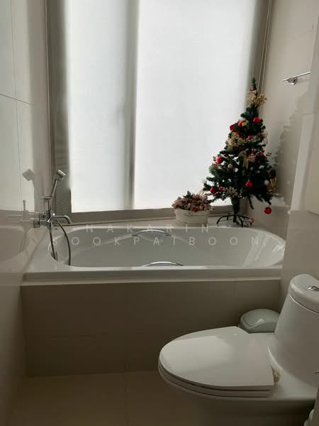 39 by Sansiri, Bangkok, 11 Sukhumvit Road, Khlong Tan Nua, Watthana, Bangkok, 2 Bedrooms, 77 sqm, Condo For Rent, by Nakarin Sookpaiboon, 500325928 - DDproperty.com