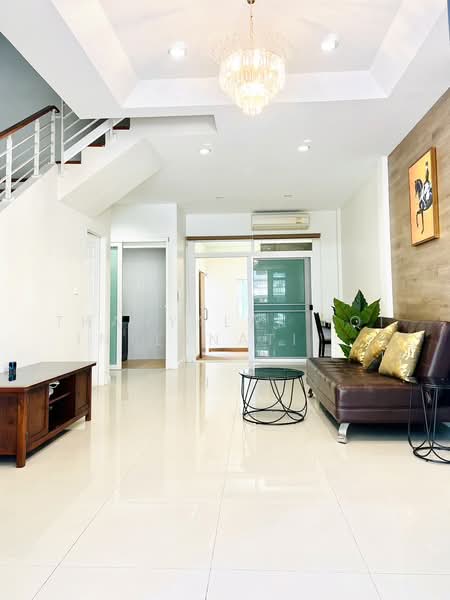 Baan Klang Muang Urbanion Srinakarin, Bangkok, Soi Srinakarin 46, Nong Bon, Prawet, Bangkok, 3 Bedrooms, 180 sqm, Single Detached House For Rent, by THANYALAK IQI INTERNATIONAL, 500325947 - DDproperty.com