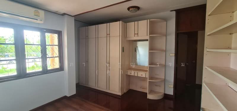 Luxury corner house phutthamonthon sai 1 for rent, Bangkok, พุทธมณฑล สาย1, Chim Plee, Taling Chan, Bangkok, 5 Bedrooms, 600 sqm, Single Detached House For Rent, by Wanlapa Charoonthum, 500325966 - DDproperty.com