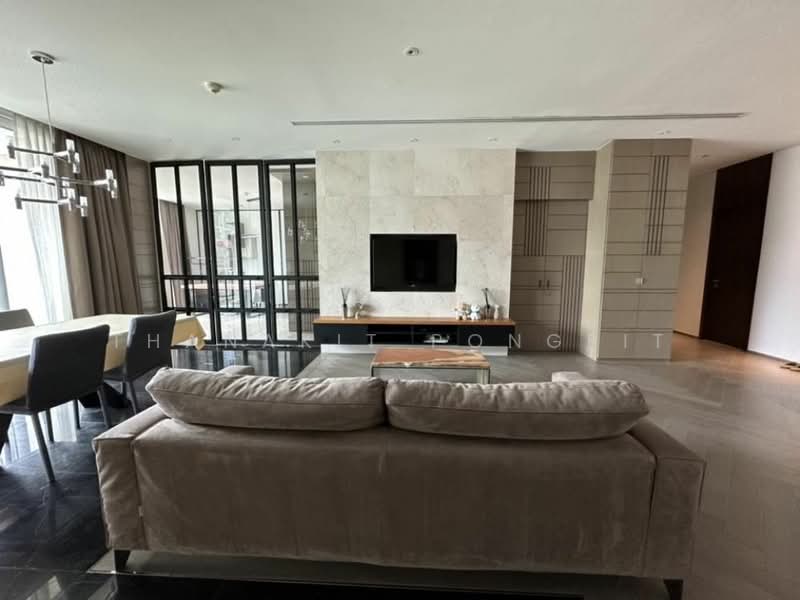 The Park Chidlom, Bangkok, 1 Petchaburi Road, Pathum Wan, Bangkok, 2 Bedrooms, 154 sqm, Condo For Rent, by Thanakit Pongpit, 500325998 - DDproperty.com