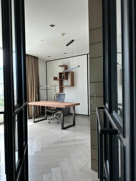 The Park Chidlom, Bangkok, 1 Petchaburi Road, Pathum Wan, Bangkok, 2 Bedrooms, 154 sqm, Condo For Rent, by Thanakit Pongpit, 500325998 - DDproperty.com