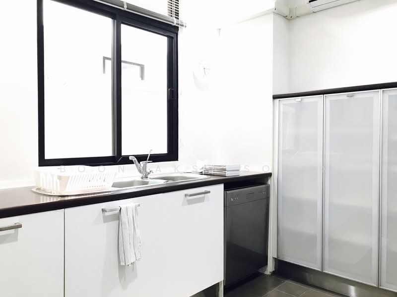 4-BR House, Bangkok, Khlong Tan Nua, Watthana, Bangkok, 4 Bedrooms, 450 sqm, Single Detached House For Rent, by Boonraksa Sopak, 500325999 - DDproperty.com