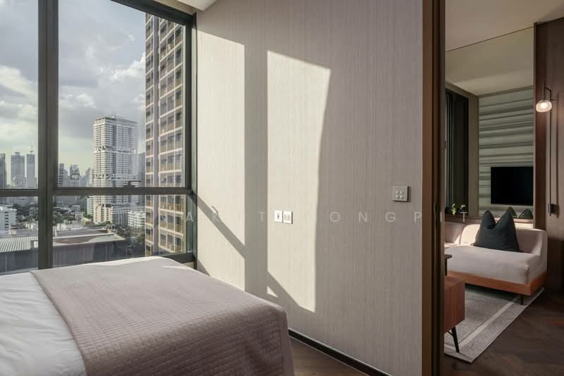 The Esse Sukhumvit 36, Bangkok, Soi Sukhumvit 36, Sukhumvit Road, Phra Kanong, Khlong Toei, Bangkok, 1 Bedroom, 38 sqm, Condo For Sale, by Thanakit Pongpit, 500326008 - DDproperty.com