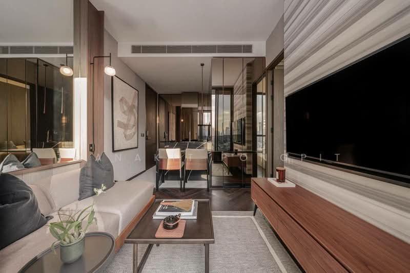 The Esse Sukhumvit 36, Bangkok, Soi Sukhumvit 36, Sukhumvit Road, Phra Kanong, Khlong Toei, Bangkok, 1 Bedroom, 38 sqm, Condo For Sale, by Thanakit Pongpit, 500326008 - DDproperty.com