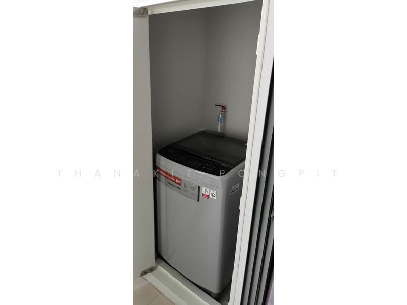 IDEO MOBI Sukhumvit 81, Bangkok, 2097 Sukhumvit Road, Bang Chak, Phra Khanong, Bangkok, 2 Bedrooms, 45 sqm, Condo For Rent, by Thanakit Pongpit, 500326012 - DDproperty.com