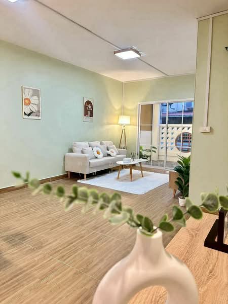 Baan Pruksa 37 Bangyai : บ้านพฤกษา 37 บางใหญ่, นนทบุรี, ถนน สายเลียบคลองบางกระบือ, บางแม่นาง, บางใหญ่, นนทบุรี, 68 ตร.ม., ทาวน์เฮ้าส์ ขาย, โดย สรภพ ยอดไชย (สีฝุ่น), 500326042 - DDproperty.com