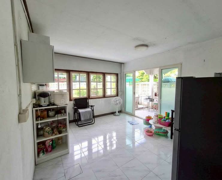 ขายบ้านเดี่ยวหลังมุม ทำเลทองใจกลางเมืองนนท์ ใกล้รถไฟฟ้าสายสีม่วง บางกระสอ, นนทบุรี, บางกระสอ, เมืองนนทบุรี, นนทบุรี, 264 ตร.ม., บ้านเดี่ยว ขาย, โดย ERA Thailand, 500326069 - DDproperty.com