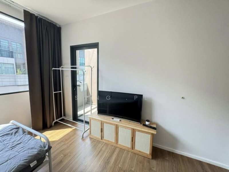 Baan Klang Muang Rama 9-Krungthep Kreetha, Bangkok, Soi Kanchanaphisek 23, Saphan Sung, Bangkok, 3 Bedrooms, 152 sqm, Townhouse For Rent, by Narong Chutianankasem, 500326108 - DDproperty.com