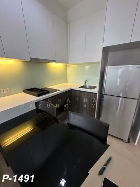 Urbano Absolute Sathon-Taksin, Bangkok, 345 Charoen Nakhon 14/2 Alley, Khlong Ton Sai, Khlong San, Bangkok, 1 Bedroom, 39 sqm, Condo For Rent, by Nichaphat Sakunchayapha, 500326147 - DDproperty.com