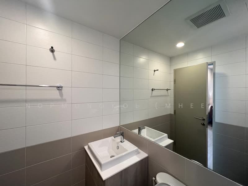 IDEO Q Chula - Samyan, Bangkok, 660-662 Rama 4 Road, Maha Phrutharam, Bang Rak, Bangkok, 1 Bedroom, 34 sqm, Condo For Rent, by Nopmongkol (Mhee), 500326185 - DDproperty.com
