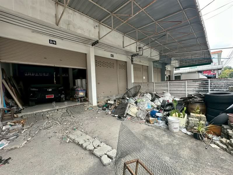 อาคารพาณิชย์ 3 ชั้น 42.2 ตร.ว. ใกล้สำนักงานเขตดอนเมือง ซอยช่างอากาศอุทิศ5 แยก6, กรุงเทพ, ถนนช่างอากาศอุทิศ, ดอนเมือง, กรุงเทพ, 180 ตร.ม., ตึกแถว-อาคารพาณิชย์ ขาย, โดย คุณ ณัฐฐาพร สุขสถิตย์ (นุ่น), 500326195 - DDproperty.com