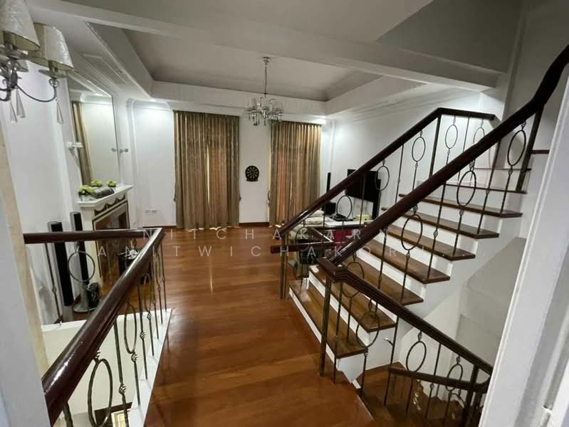 Baan Klangmuang Grand De Paris Ratchada : บ้านกลางเมือง แกรนด์ เดอ ปารีส รัชดา, กรุงเทพ, ถนนประดิษฐ์มนูธรรม, วังทองหลาง, กรุงเทพ, 225 ตร.ม., ทาวน์เฮ้าส์ ให้เช่า, โดย Nitchakarn Wanitwichakornkit , 500326196 - DDproperty.com