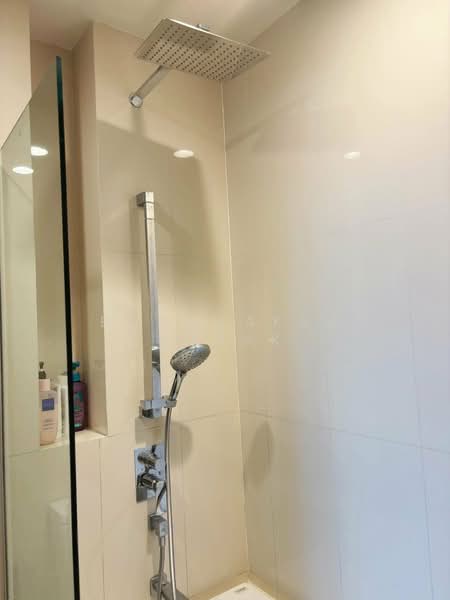 Oka Haus Sukhumvit 36, Bangkok, 3399 Rama 4 Road, Khong Tan, Khlong Toei, Bangkok, 1 Bedroom, 36 sqm, Condo For Rent, by Boonraksa Sopak, 500326211 - DDproperty.com