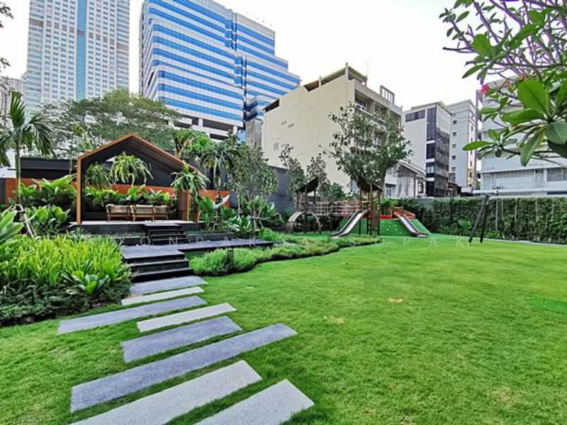 The Lofts Silom, Bangkok, Pramuan Road, Silom, Bang Rak, Bangkok, 1 Bedroom, 49 sqm, Condo For Rent, by Boonraksa Sopak, 500326224 - DDproperty.com