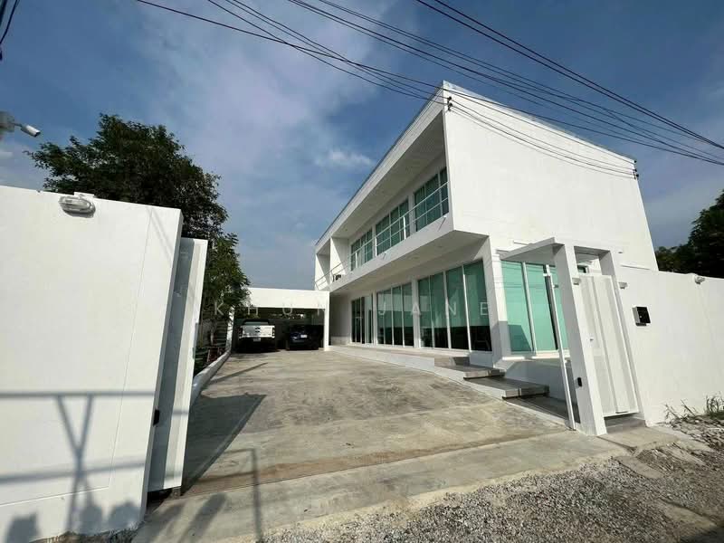 บ้านเดี่ยว ให้เช่า ใกล้สนามบินสุวรรณภูมิ (SPSJP359), กรุงเทพ, ลาดกระบัง, กรุงเทพ, 250 ตร.ม., บ้านเดี่ยว ให้เช่า, โดย Khun Jane, 500326235 - DDproperty.com
